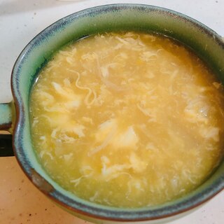 玉ねぎえのきの中華コーンスープ